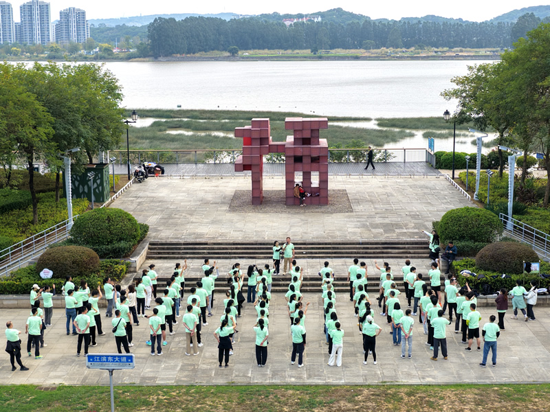 英諾加速度丨2025 福州英諾電子科技有限公司燃冬樂(lè)跑活動(dòng)